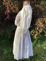 Vintage Antique 1900’s Fine Lawn Dress 32-22-50 unworn? Child /Petite Woman