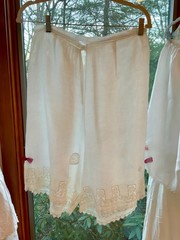 Antique Edwardian Cotton Bloomers c.1905–1915 | Filet Lace Ribbon Hem | L