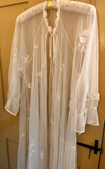VTG 1940s, 50s Lingerie Peignoir Applique Flowers Sheer Fabric, Repair, Upcycle