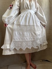 Vintage embroidered Romanian embroidered folk skirt with jewelry details
