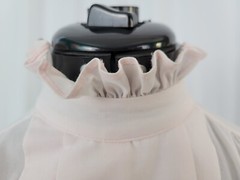Vintage Judy Bond Light Pink Faux Button Down Blouse w Ruffled Collar Size 8