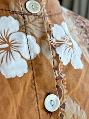 VTG 70s 80s Hawaiian Button Down Top Round Neck Brown Handmade Women’s L Men’s M