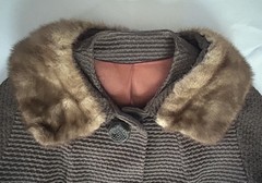 Vintage International Ladies’ Garment Workers’ Union ILGWU Wool Coat Fur Collar