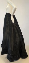 VICTORIAN 19TH C BLACK SILK TAFFETA SKIRT W RUFFLE BOTTOM + TRAIN