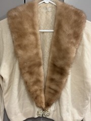 Vtg 1950s Dalton Ivory Cashmere Sweater Detachable Mink Collar Pearl Clasp PL