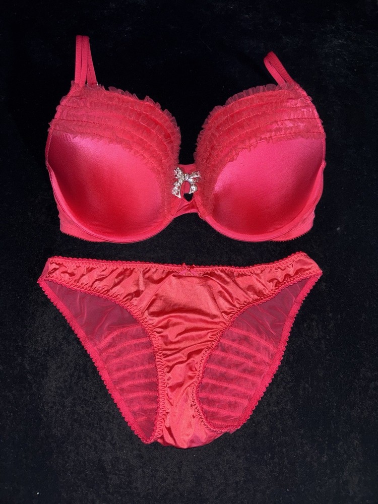 Vintage Victoria’s Secret Sissy Set 36D Medium Panties