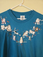 Vintage 90s Cats T-shirt XL blue. Made in USA.