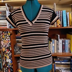 Vintage tan, black, and white short sleeve v-neck knit.