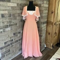 70s VINTAGE Sylvia Ann Peach Polka Dot Maxi Dress Lace Cape Sleeve Size 10 #54F