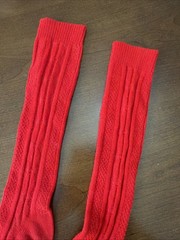 VTG Socks Hosiery 80’s Cable Knit 9-11 21″ Knee Stockings School Girl Red.