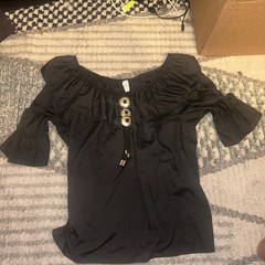 Vintage Malco Modes Blouse Womens large black off shoulder with silver accents