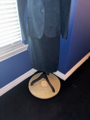 “Luxury Meets Practicality – Vintage Ultrasuede Two-Piece Suit in Deep Blue”