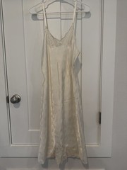 Vintage 60s-70s Barbizon Slip Nightgown Size Medium Lace Trim Cream Color