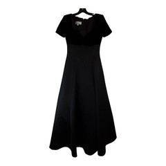 Victor Costa for Neiman Marcus Vintage Black Velvet A-Line Evening Gown Dress 8