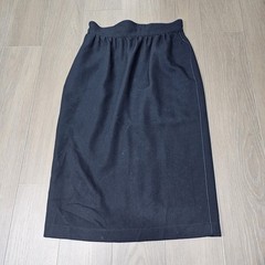 Auth Vtg Thierry Mugler Black 100% Lined Wool Skirt Size EU 34