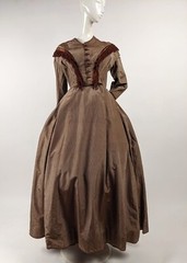 VICTORIAN 1860’S CIVIL WAR ERA PINSTRIPED BROWN DRESS W FRINGE TRIMS