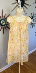 VTG 60s Trillium Lord Taylor Small Floral Print Nylon Short Nightgown
