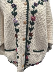 Amazonias Colorful Floral Embroidered Hand Knit Sweater Sz M/L Peru Pockets