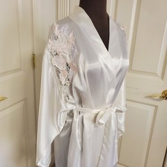 Natori Vintage White Cream Satin Robe Floral Lace Wedding Bridal Trousseau Large