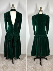 True Vintage House of Bianchi Green Velvet Party Dress Medium 28″ Waist 60s 70s