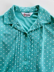 Vintage (70’s) Sears “The Shirtdress” polka dot polyester pockets, tie belt 6-10