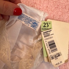 Vintage Fairycore 70s Maidenform Slip NWT White Lace Full Slip 32A Small Lounge