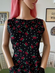 Vtg 80s Adrienne Vittadini 100% Cotton Black Button Back Punk Red Roses Dress L