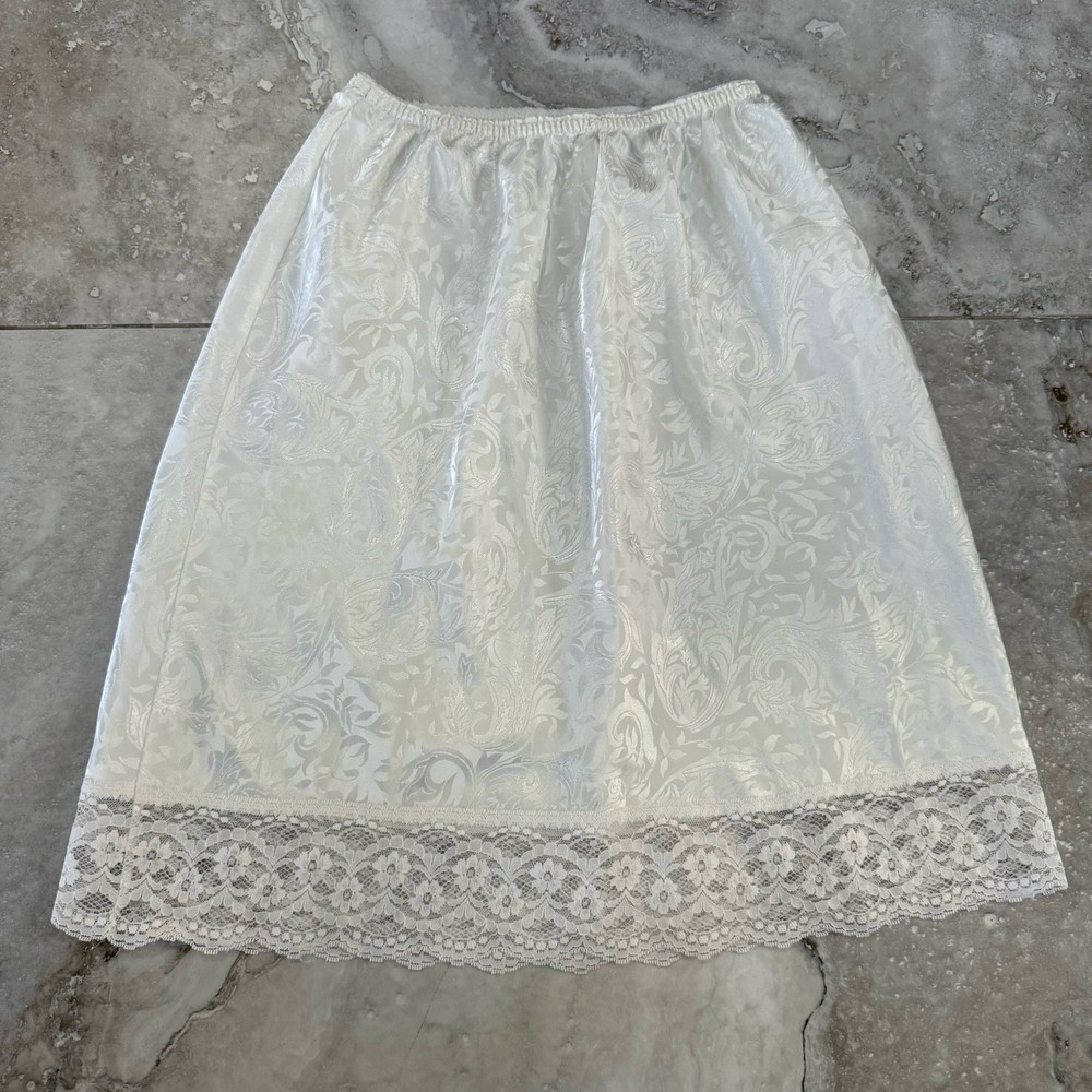 Vintage Deena Half Slip Leaf Pattern Lace Trim Ivory USA Made Size Small