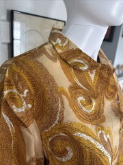 VTG 70s Women’s Button Up Shirt Union Made USA QUEEN CASUALS Size 13/14 Yellow
