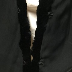 Black Fur Shawl Wrap Sleeveless Cape 2 Front Hooks Lloyds Furs Hartford Conn