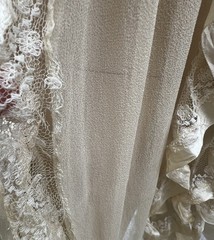 ANTIQUE 1920’s CREAM SILK CHIFFON DRESS W/ RIBBON & LACE RUFFLES