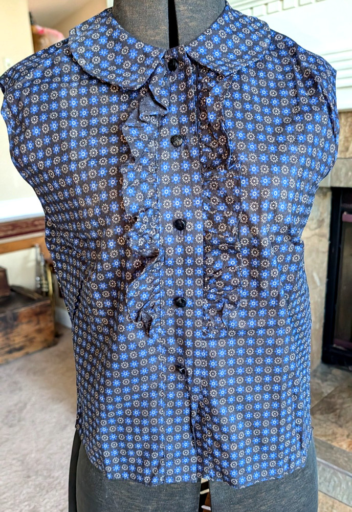 Vintage 1950s Navy Blue w/ pattern Cotton Sleeveless Blouse 1960s