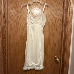 Vintage Adonna Full Slip Dress 32 Petite Ivory Penney’s Made In USA Lace