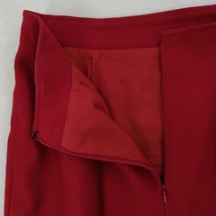 Vintage 1980s DONCASTER Women’s Skirt Suit Red / Black Crepe 100% Wool Sz 12