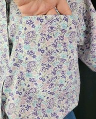 Vtg Licorice S/S White Top w Purple/Pink/Blue Florals Concealed Buttons Size S