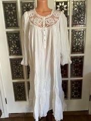 VANDEMERE Vintage Crochet Lace Nightgown White Boho Prairie CottageCore Sz. S