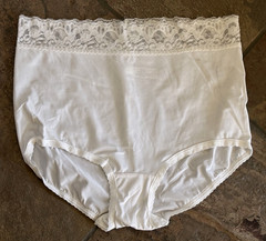 CABERNET 8/XL Ivory Lace Waistband Back Seam Brief Panties VINTAGE #3011