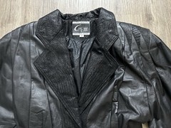 Rare Vintage 1980’s Global Identity G-III Cropped Black Leather Jacket Size S