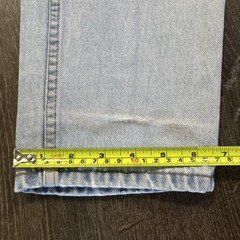 Vintage Levi’s 550 Jeans Women’s Relaxed Fit Tapered Leg Size 28 Made in Canada