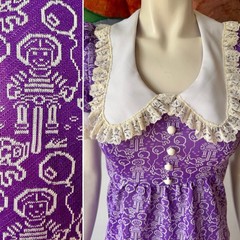 Vintage NOVELTY DRESS 1960s Babydoll Puffed Sleeves Purple Print Kidcore XS / S