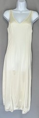 VINTAGE WONDER MAID WOMEN’S LONG FULL OFF WHITE POLYESTER/NYLON LONG SLIP SZ 32