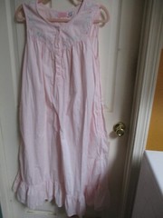Vintage Honors Intimates Pink Cotton w Lace Embroidery Ruffle Long Nightgown M