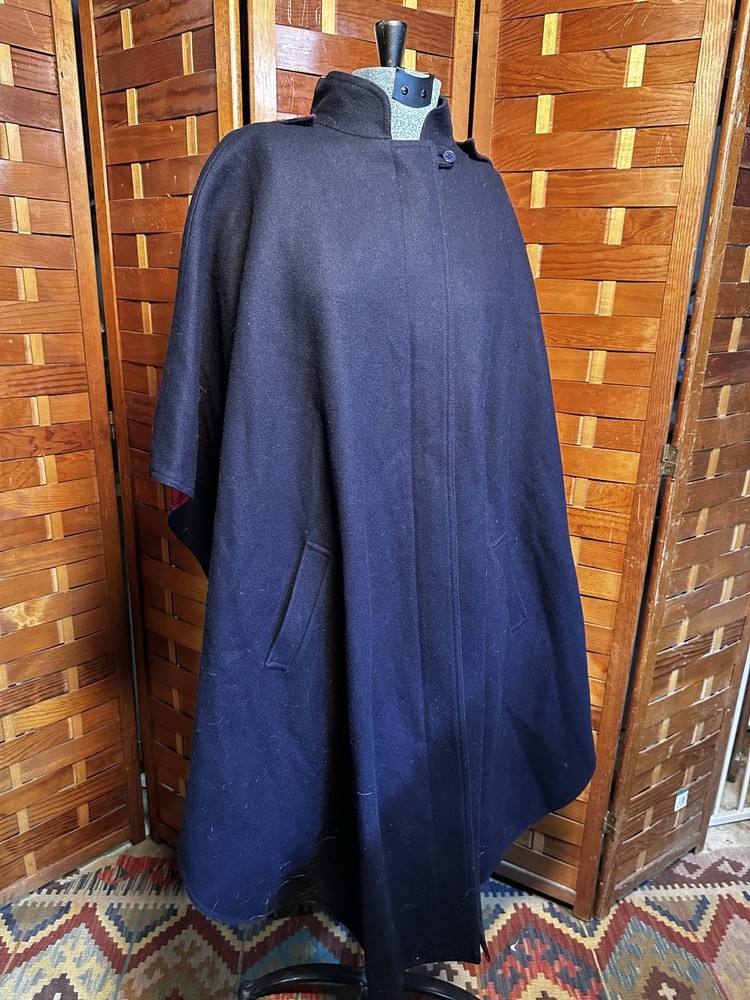 Vintage Charles Klein Wool Cape Plaid Lined Made in Sri Lanka