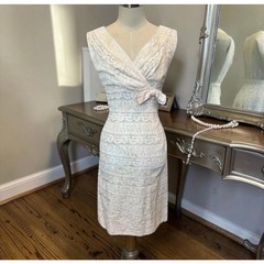 1950s Phyllis De Trans for Georgette Cream Lace Wiggle Dress S XS Bow Waist