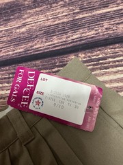 New Vintage Dee Cee For Gals Pleated Khaki Dress Pants, Polyester Blend – 9/10