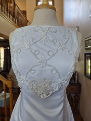 Jessica McClintock Wedding Dress Timeless Column Silhouette Low Back Size 6