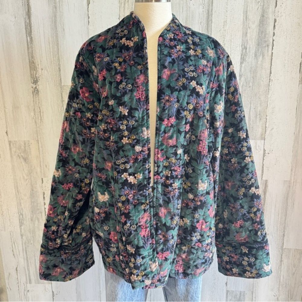 Vintage Floral Quilted Jacket Cozy Fall Winter Essential 70s Young Stuff boho