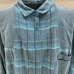 Vintage 90’s Distressed Women’s M Button Up Fixation ARI