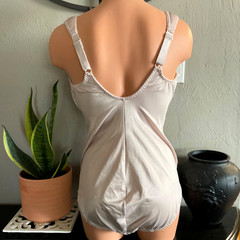 Vtg Silky Shiny Beige Satin ShapeWear All in One Girdle Cotton Lined Gusset 40D