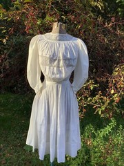 Vintage Antique 1900’s Fine Lawn Dress 32-22-50 unworn? Child /Petite Woman